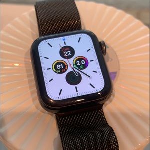 Apple Watch; Graphite Stainless Steel; Series 6